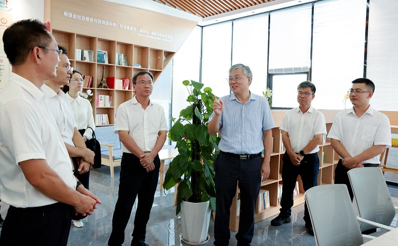 周紅波結(jié)合學習宣傳貫徹黨的二十屆三中全會精神調(diào)研調(diào)結(jié)構(gòu)促發(fā)展保就業(yè)工作